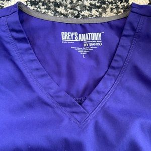 Purple Greys anatomy scrub top large